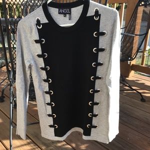 Super Soft! Angel Black & Gray Sweater with Grommets sz XS